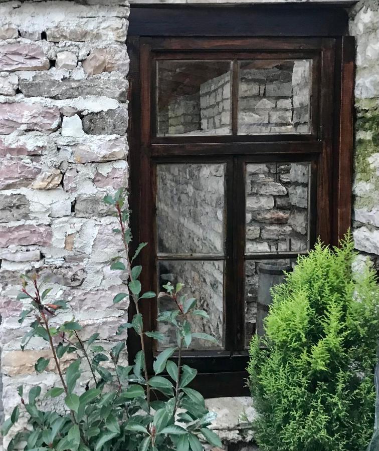 Vila Eri Gjirokastër Eksteriør bilde